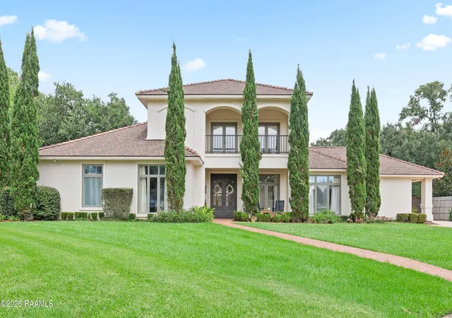Photo 2 of Sale Pending at 105 Asbury Cir, Lafayette, LA 70503 | MLS# 2600006599 | Listing updated on 2026-09-18