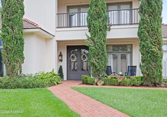 Photo 3 of Sale Pending at 105 Asbury Cir, Lafayette, LA 70503 | MLS# 2600006599 | Listing updated on 2026-09-18
