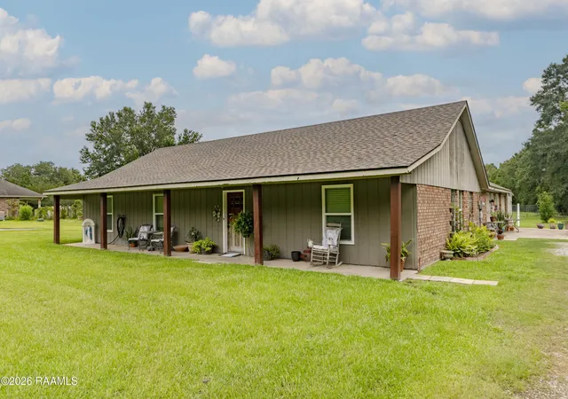 Homes for sale in Maurice, LA | 6414 Fusilier Rd, Maurice, LA 70555 | MLS# 2600005335