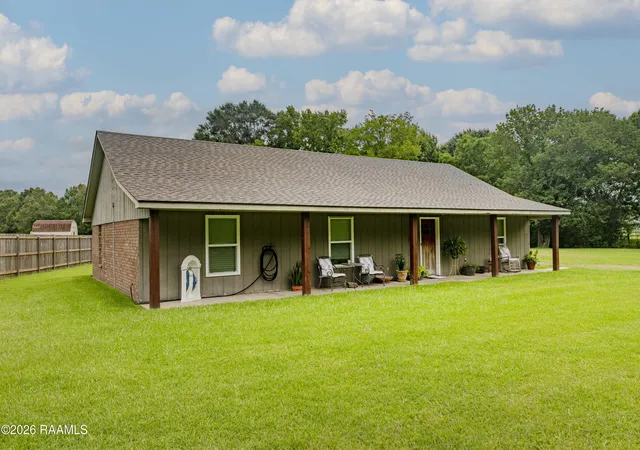 Homes for sale in Maurice, LA | 6414 Fusilier Rd, Maurice, LA 70555 | MLS# 2600005335