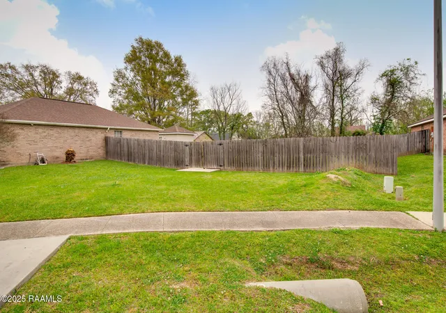 Photo 2 of Land for sale at 315 Chadwick Dr, Lafayette, LA 70501 | MLS# 2020022309 | Listing updated on 2026-03-25