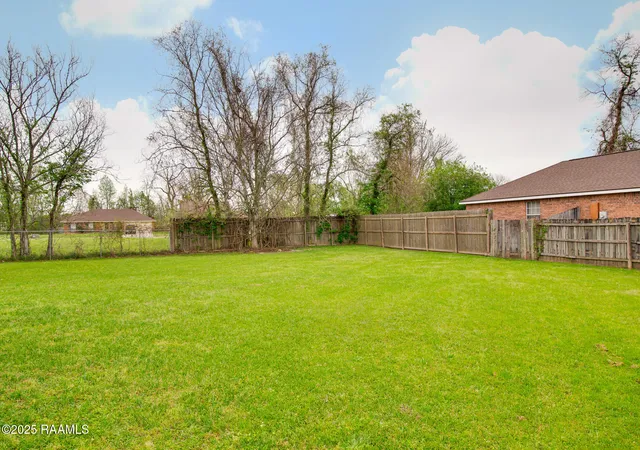 Photo 3 of Land for sale at 315 Chadwick Dr, Lafayette, LA 70501 | MLS# 2020022309 | Listing updated on 2026-03-25