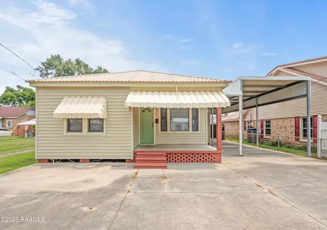 1st image of 715 Robert St, Breaux Bridge, LA 70517 | MLS# 2600005798