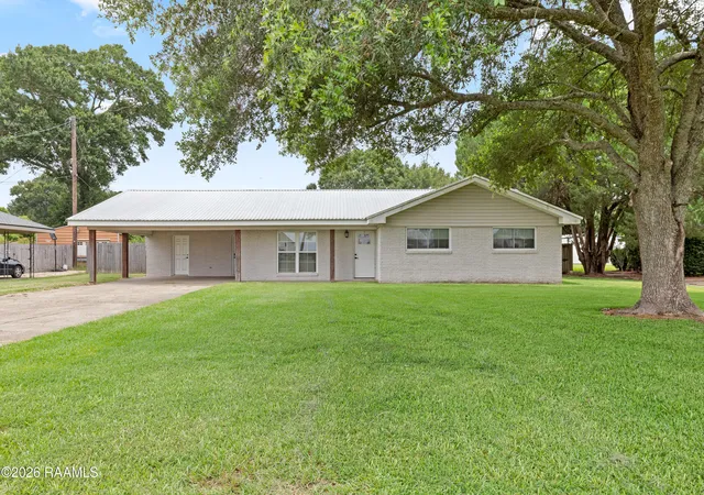 1st image of 916 Heart D Farm Rd, Youngsville, LA 70592 | MLS# 2600005882