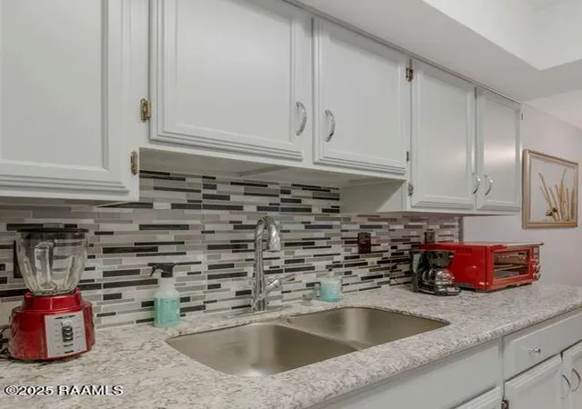 4th image of 101 Wilbourn Blvd #907, Lafayette, LA 70506 | MLS# 2600004837