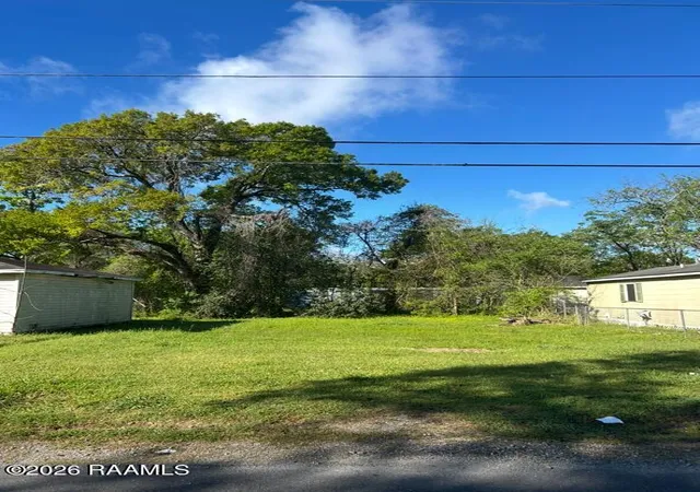 Photo 1 of Land for sale at 301 Saint Mary St, New Iberia, LA 70560 | MLS# 2600002808 | Listing updated on 2026-05-13