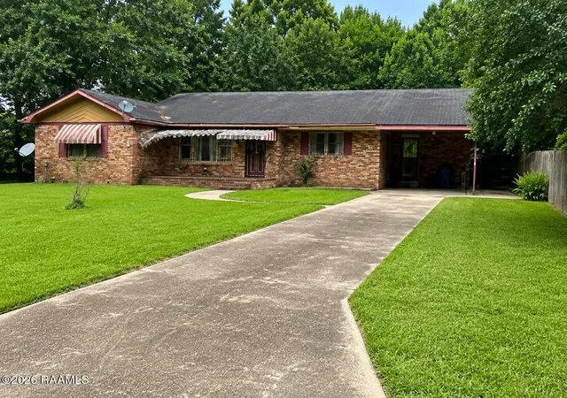2nd image of 316 Porter St, Saint Martinville, LA 70582 | MLS# 2600005515