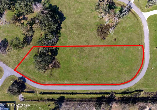 3rd image of 221 Grand Manor Dr, Youngsville, LA 70592 | MLS# 2600000829