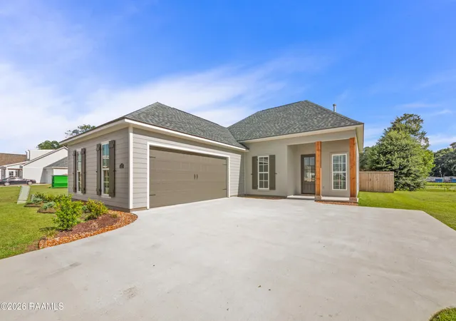Photo 4 of Single family home for sale at 417 Rue Gambetta, Lafayette, LA 70507 | MLS# 2500006429 | Listing updated on 2026-09-09