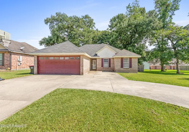 Photo 1 of Single family home for sale at 119 Kingswood Dr, Lafayette, LA 70501 | MLS# 2600006322 | Listing updated on 2026-09-12