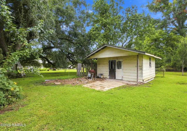 Photo 15 of Single family home for sale at 415 Commercial Ave, Lake Arthur, LA 70549 | MLS# 2600007586 | Listing updated on 2026-08-16