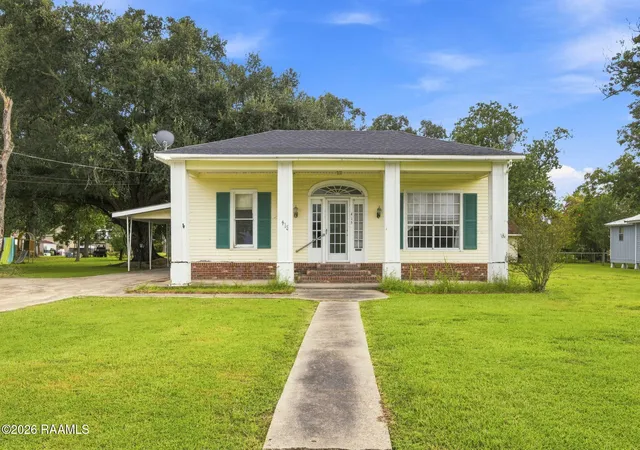 Photo 1 of Single family home for sale at 415 Commercial Ave, Lake Arthur, LA 70549 | MLS# 2600007586 | Listing updated on 2026-08-16