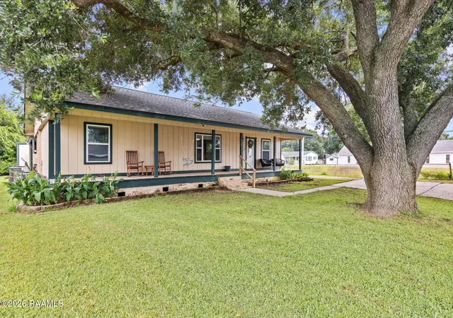 1st image of 804 Saint Anne St, Scott, LA 70583 | MLS# 2600005518