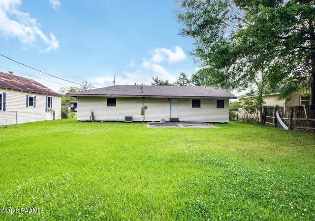 14th image of 121 La Rue Rouge, Scott, LA 70583 | MLS# 2600006515