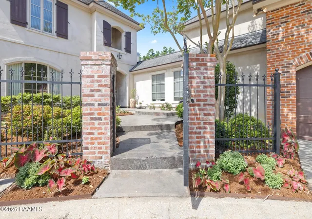 55th image of 118 W Bayou Pkwy, Lafayette, LA 70503 | MLS# 2600003023