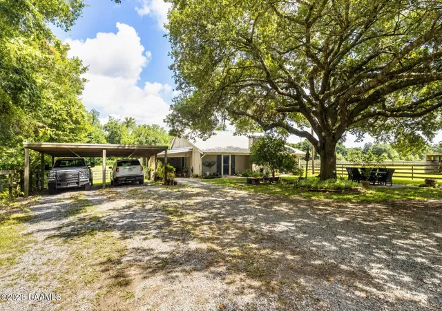 image of 1651 Smede Hwy, Broussard, LA 70582 | MLS# 2600006014