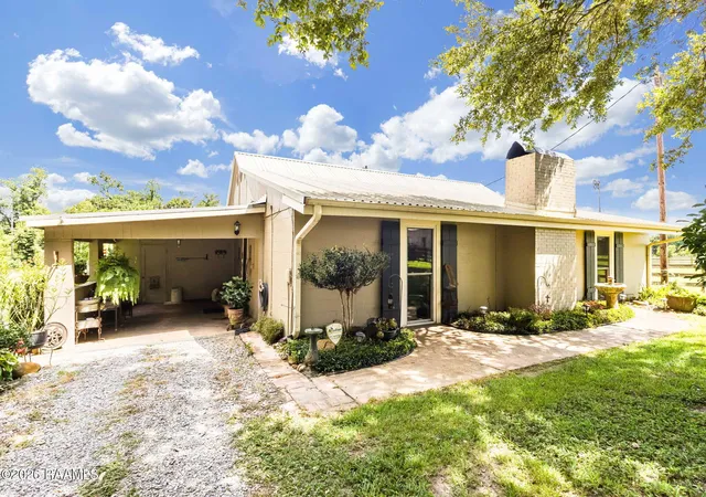 image of 1651 Smede Hwy, Broussard, LA 70582 | MLS# 2600006014