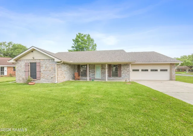 Homes for sale in Lafayette, LA | 100 Albania Ct, Lafayette, LA 70503 | MLS# 2600003095