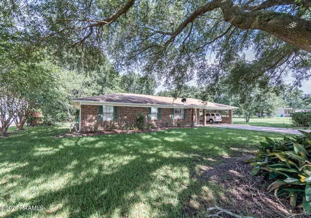 Homes for sale in Ville Platte, LA | 313 Colt Ave, Ville Platte, LA 70586 | MLS# 2600005464