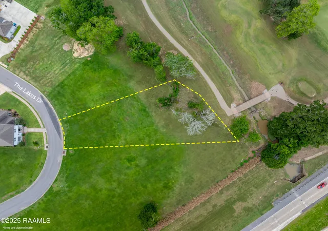 3rd image of Tbd The Lake Dr (Lot 39), Broussard, LA 70518 | MLS# 2020023551
