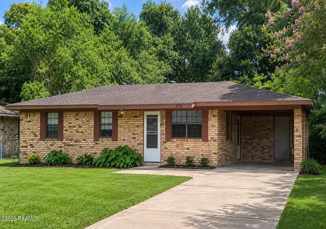 1st image of 200 Rampart St, Carencro, LA 70520 | MLS# 2600005569