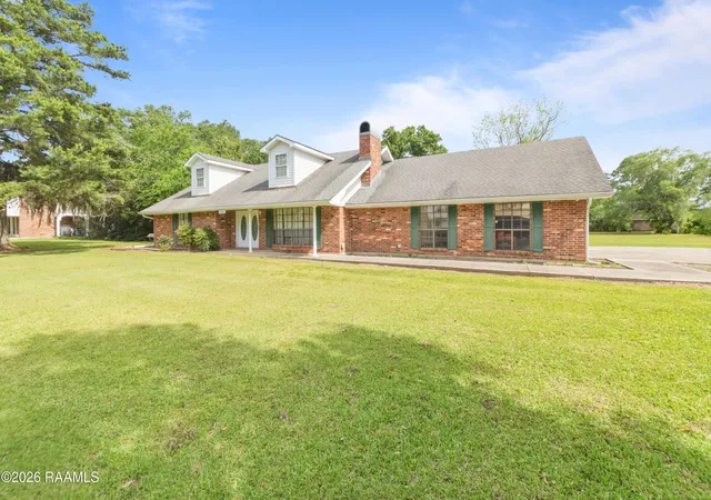 Homes for sale in Abbeville, LA | 16335 W La Hwy 330, Abbeville, LA 70510 | MLS# 2600003480