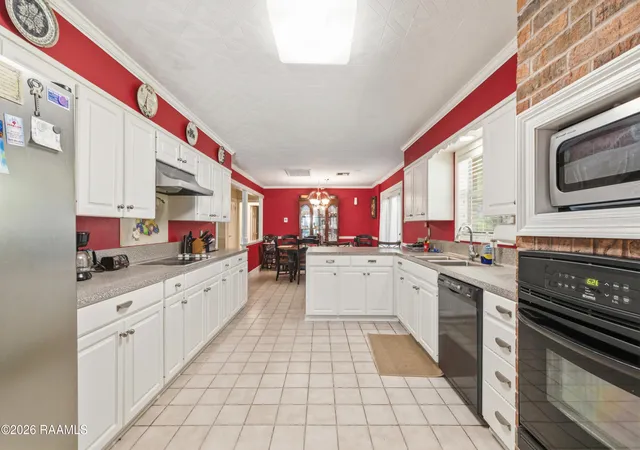 Homes for sale in Abbeville, LA | 16335 W La Hwy 330, Abbeville, LA 70510 | MLS# 2600003480
