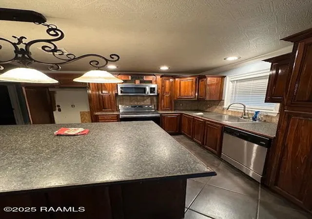 3rd image of 2603 Railroad Rd, New Iberia, LA 70560 | MLS# 2500006450