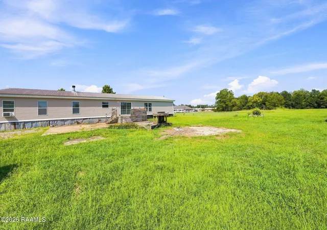 Photo 17 of Manufactured home for sale at 475 Jolivette Rd, Opelousas, LA 70570 | MLS# 2600007579 | Listing updated on 2026-09-04
