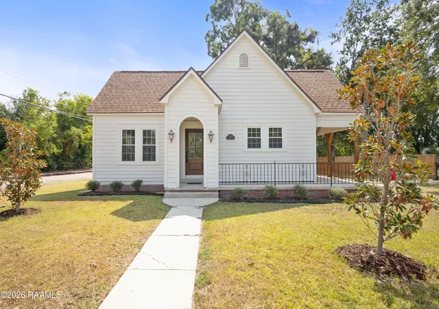 Photo 1 of Single family home for sale at 110 S Walnut St, Opelousas, LA 70570 | MLS# 2600008006 | Listing updated on 2026-08-27