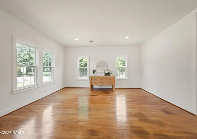 Photo 4 of Single family home for sale at 110 S Walnut St, Opelousas, LA 70570 | MLS# 2600008006 | Listing updated on 2026-08-27