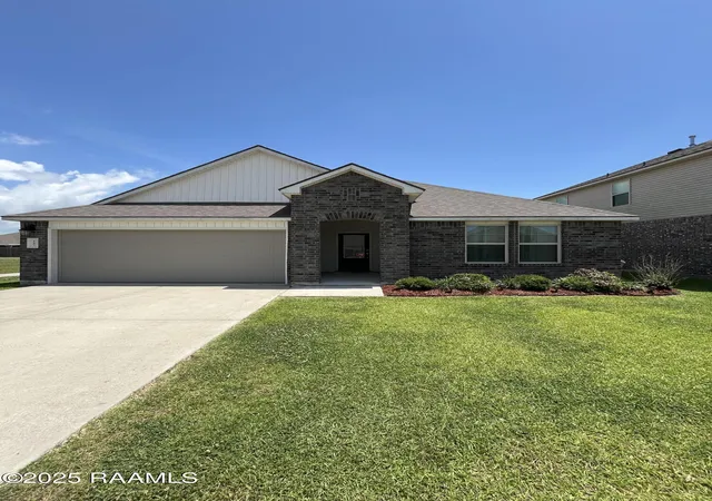 1st image of 127 Abbeywood Ct, Youngsville, LA 70592 | MLS# 2500000425