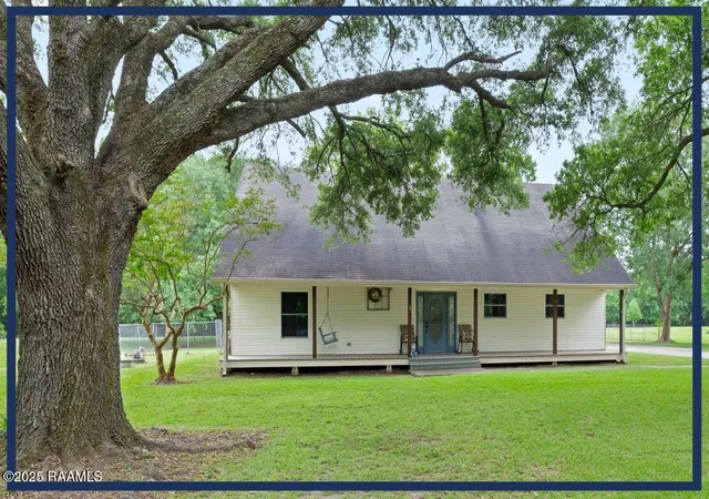 1st image of 334 Meche Rd, Carencro, LA 70520 | MLS# 2020023164