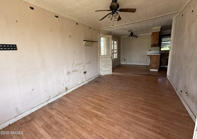 Photo 3 of Single family home for sale at 1009 J B Hwy, Saint Martinville, LA 70582 | MLS# 2600007264 | Listing updated on 2026-08-29