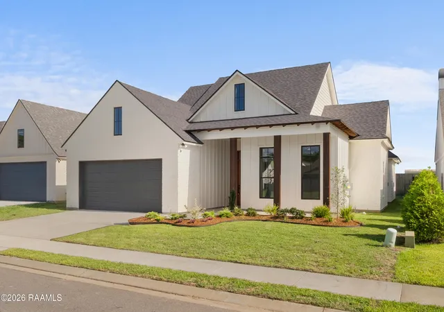 Photo 2 of Single family home for sale at 205 Queenstown Ave, Youngsville, LA 70592 | MLS# 2600005375 | Listing updated on 2026-09-16