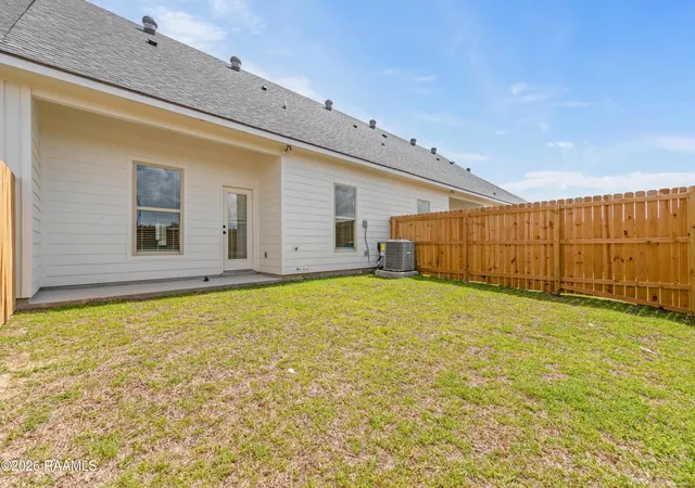 22nd image of 109 Maplebrook Wy, Youngsville, LA 70592 | MLS# 2600002475