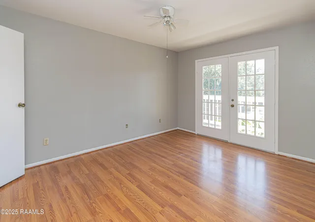 2nd image of 200 Lodge Dr, Lafayette, LA 70506