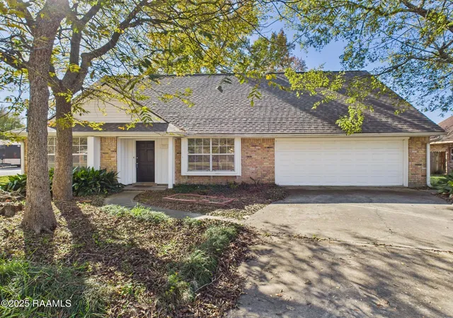 Photo 1 of Single family home for sale at 112 Marla St, Lafayette, LA 70508 | MLS# 2500006035 | Listing updated on 2026-07-27