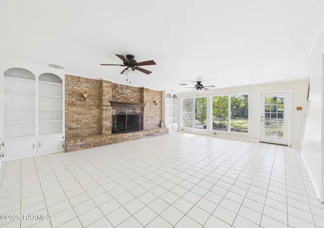 Photo 4 of Single family home for sale at 112 Marla St, Lafayette, LA 70508 | MLS# 2500006035 | Listing updated on 2026-07-27