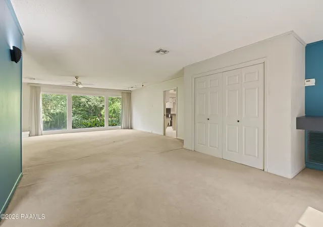 image of 7867 Main Hwy, Saint Martinville, LA 70582 | MLS# 2600007391