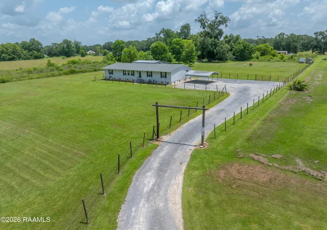 Photo 1 of Manufactured home for sale at 178 El Shaddai Rd, Opelousas, LA 70570 | MLS# 2600007410 | Listing updated on 2026-08-20