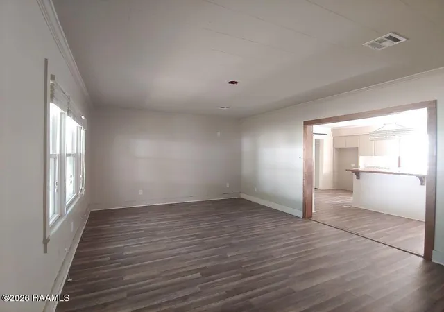 Photo 3 of Single family home for sale at 606 Mcilhenny St, New Iberia, LA 70563 | MLS# 2600005315 | Listing updated on 2026-09-10