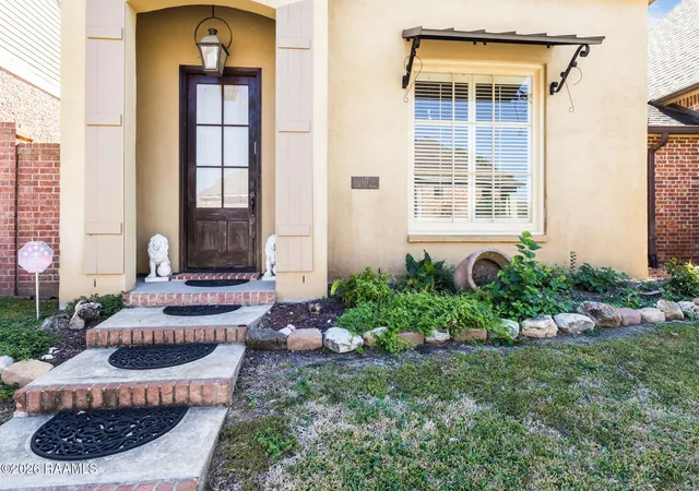 Photo 2 of Single family home for sale at 117 Warmstone Brg Dr, Lafayette, LA 70508 | MLS# 2600000348 | Listing updated on 2026-08-28