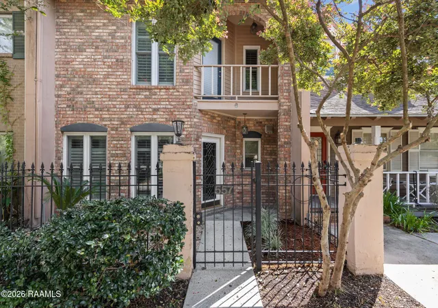 Photo 2 of Townhouse for sale at 557 Esplanade Dr, Lafayette, LA 70508 | MLS# 2500007043 | Listing updated on 2026-07-27