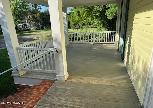 image of 505 Fairview Ave, Abbeville, LA 70510 | MLS# 2020023641