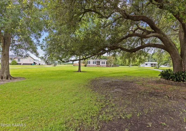 3rd image of 1705 Shelby Rd, New Iberia, LA 70560 | MLS# 2600005069