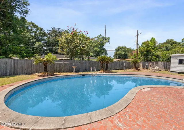 37th image of 313 Meadow Ln, Lafayette, LA 70506 | MLS# 2600007865