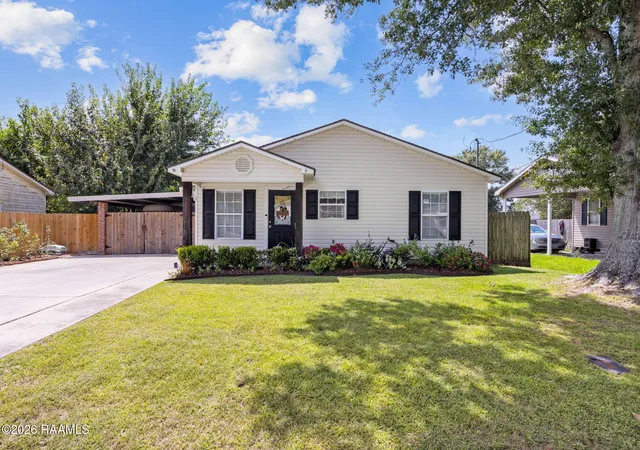 Photo 1 of Single family home for sale at 205 Morningside Dr, Duson, LA 70529 | MLS# 2600008117 | Listing updated on 2026-08-29
