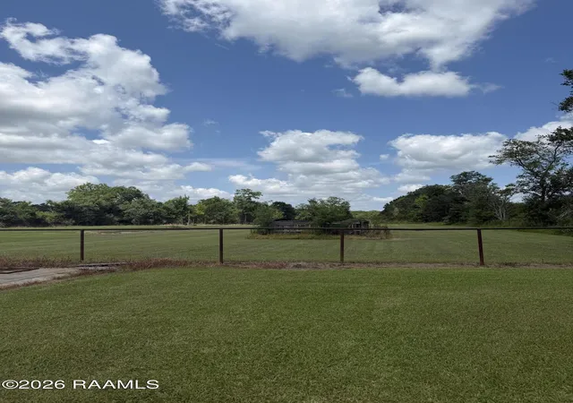 3rd image of 1902 Cypress Island Hwy, Saint Martinville, LA 70582 | MLS# 2600007132