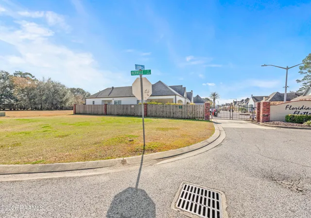 Photo 4 of Land for sale at 101 Floridian Ln, Lafayette, LA 70506 | MLS# 2600001383 | Listing updated on 2026-08-31
